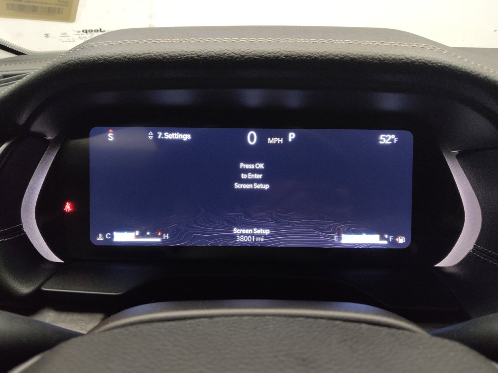 Used 2023 Jeep Grand Cherokee L Limited w/ Luxury Tech Group II AWD/4WD image 23