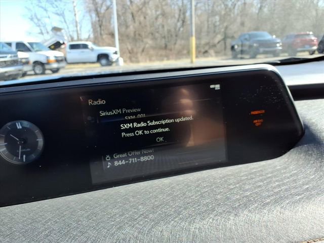 Used 2020 Lexus UX 250h 250h Base w/ Premium Package image 34