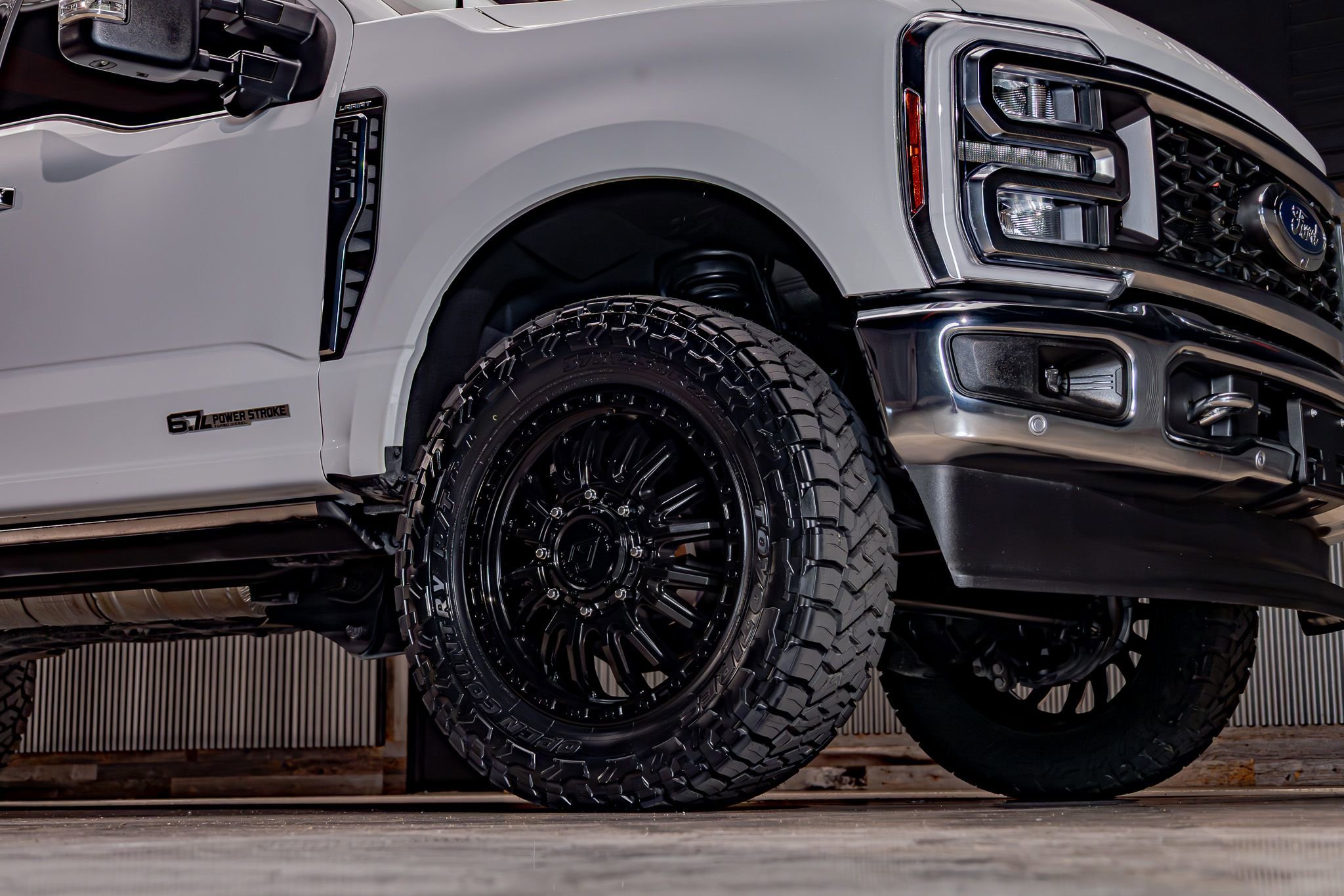 Used 2024 Ford F350 Lariat w/ Lariat Ultimate Package image 16