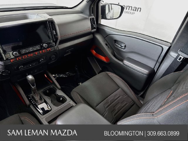 Used 2025 Nissan Frontier PRO-4X w/ Interior Protection Package AWD/4WD image 21