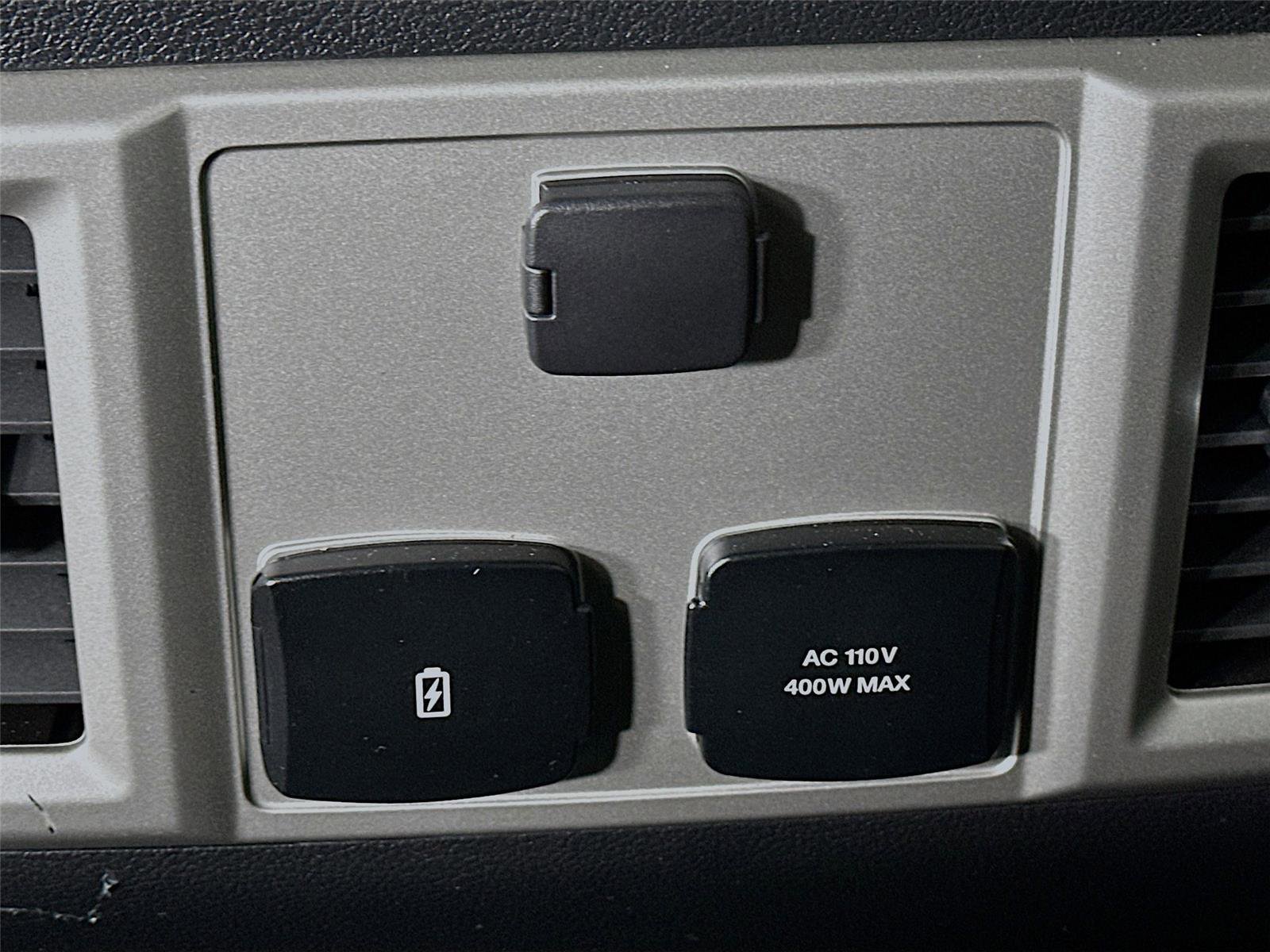 Used 2019 Ford F150 Lariat image 23