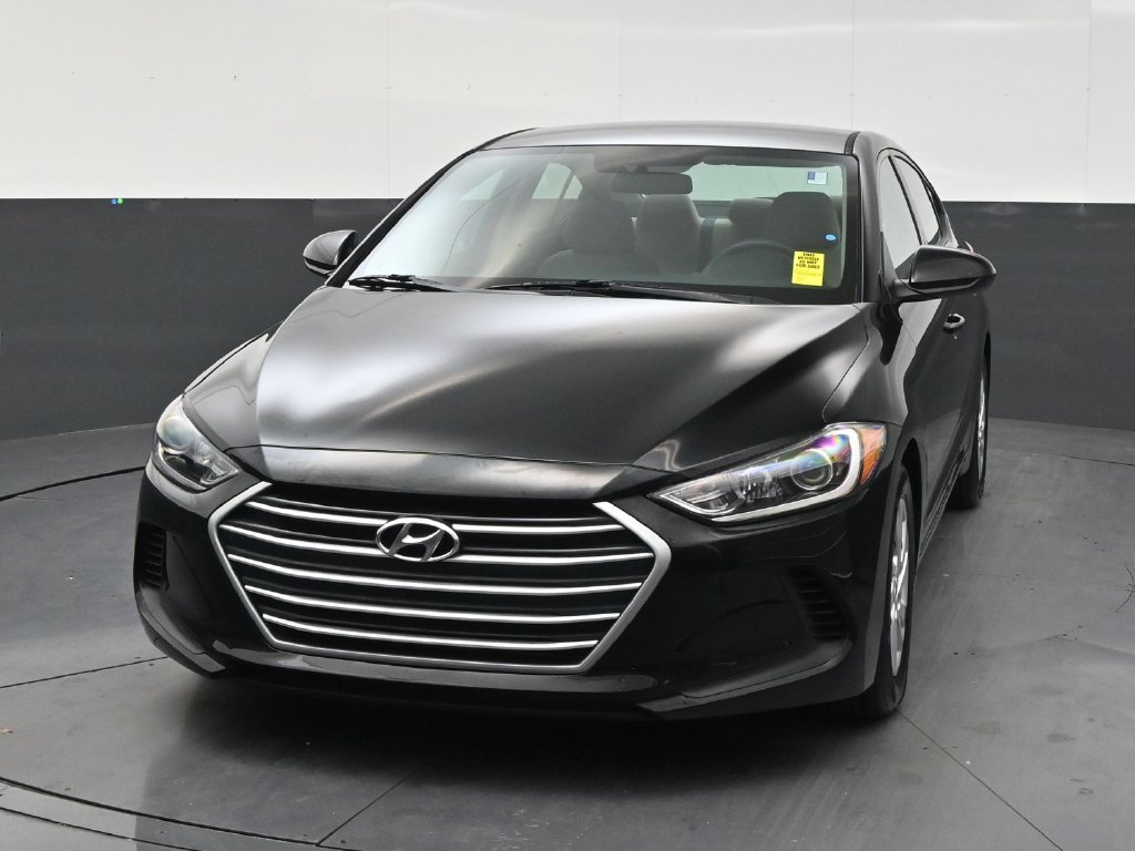 Used 2017 Hyundai Elantra SE FWD image 8