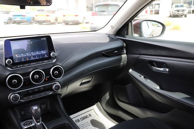 Used 2024 Nissan Sentra SV FWD image 25