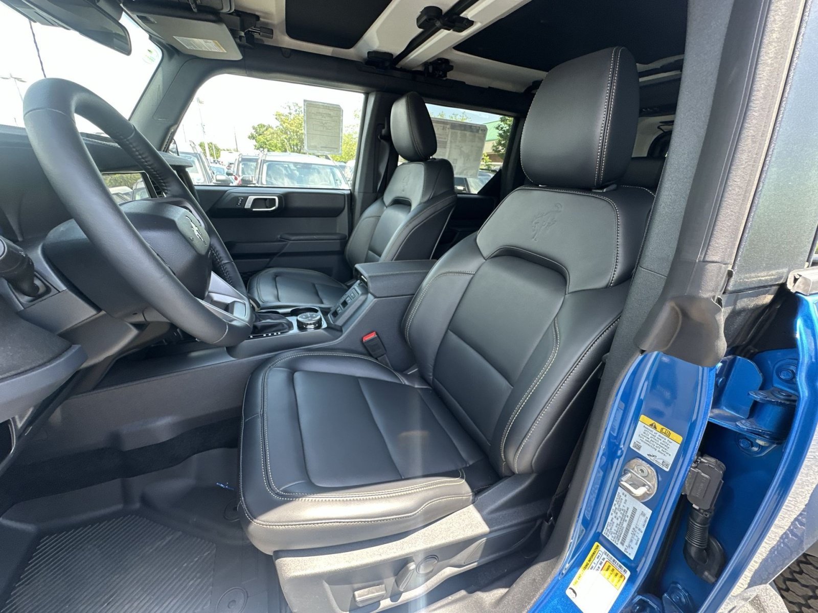 New 2025 Ford Bronco Badlands w/ Sasquatch Package AWD/4WD image 21