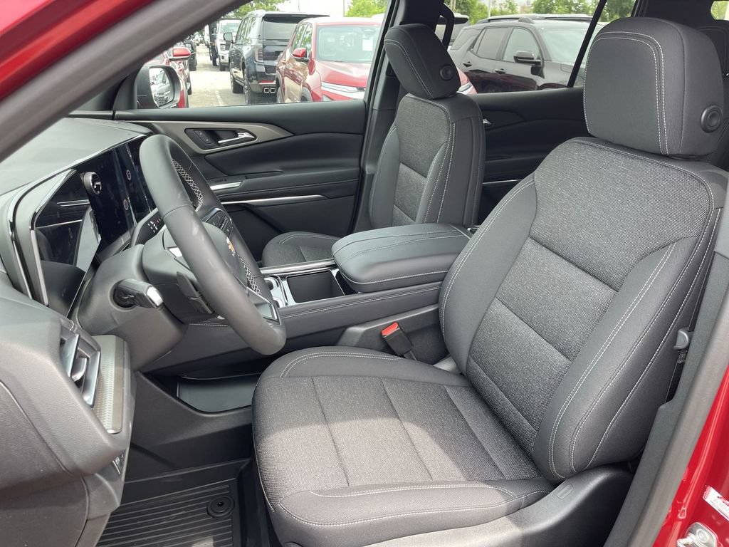 New 2026 Chevrolet Traverse LT w/ Driver Confidence Package FWD image 11