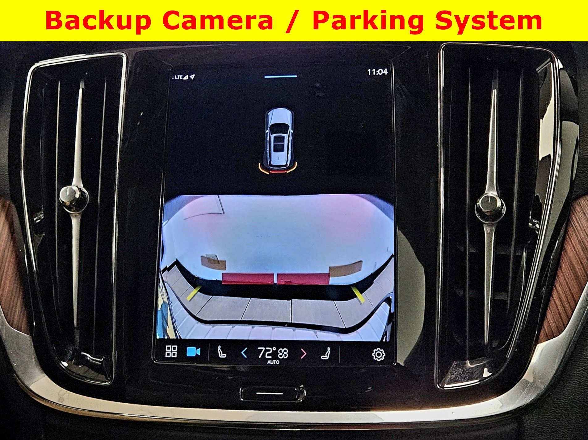 Used 2024 Volvo V60 B5 Cross Country Plus image 22