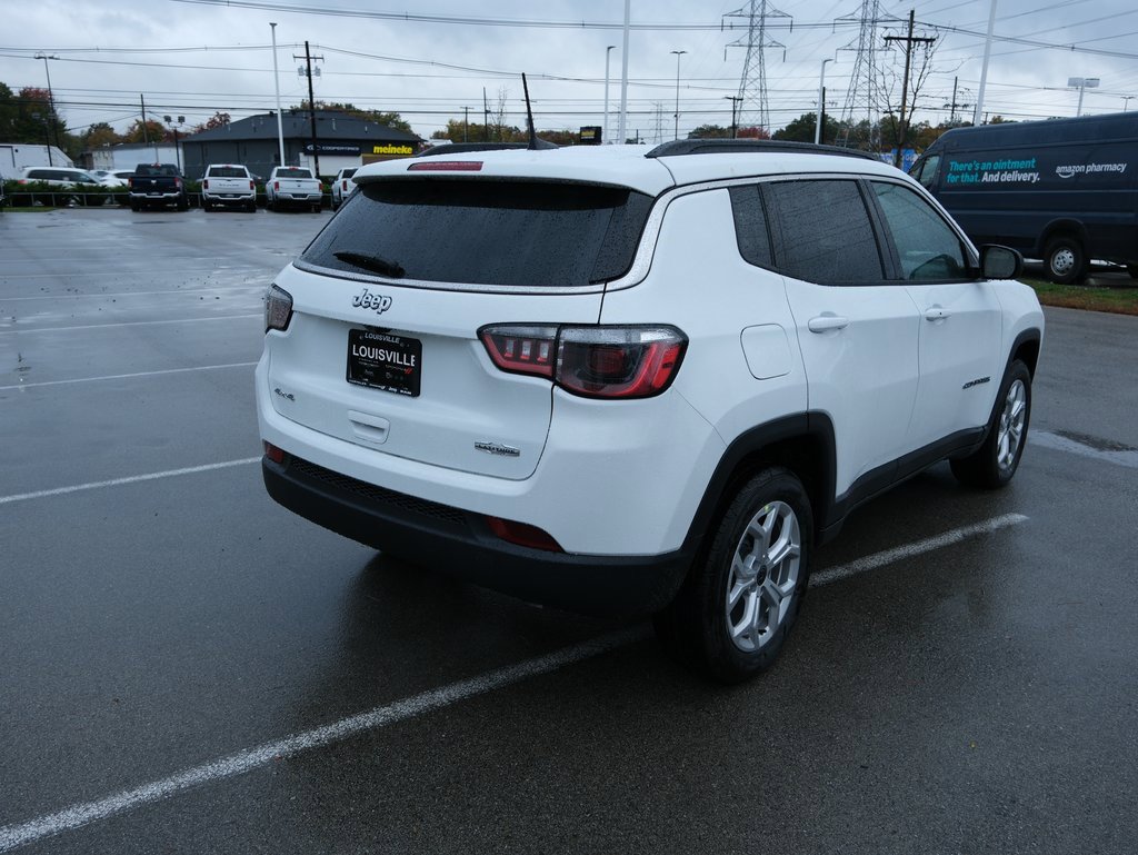 New 2026 Jeep Compass Latitude image 8