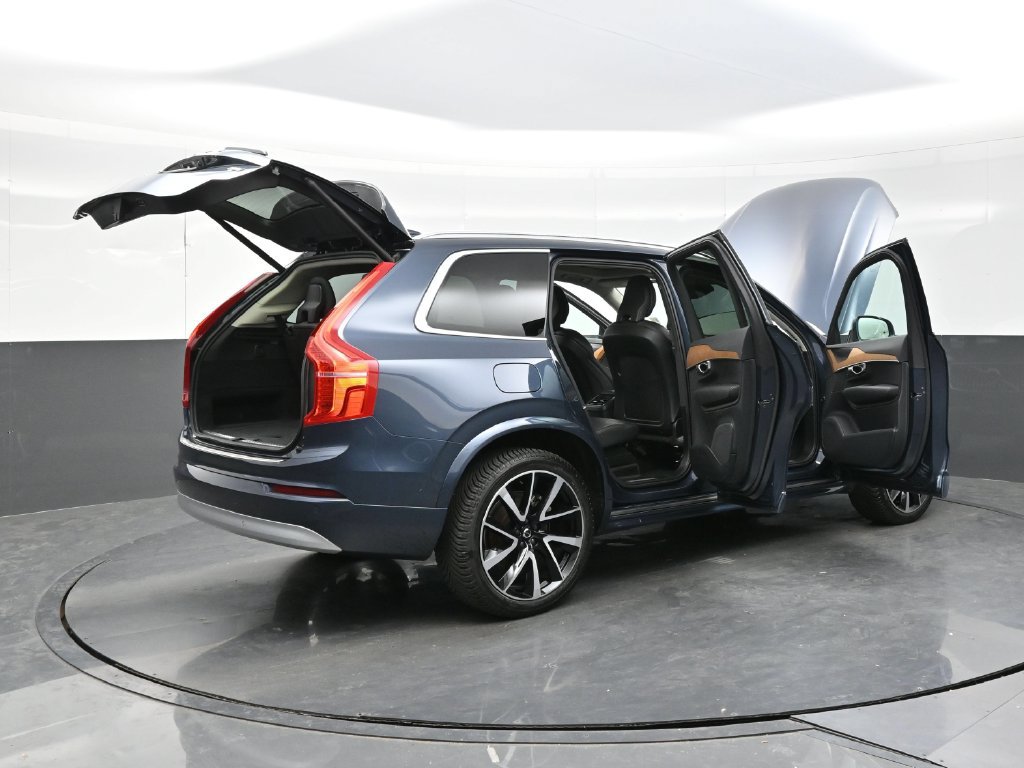 Used 2022 Volvo XC90 T6 Momentum w/ Advanced Package AWD/4WD image 45