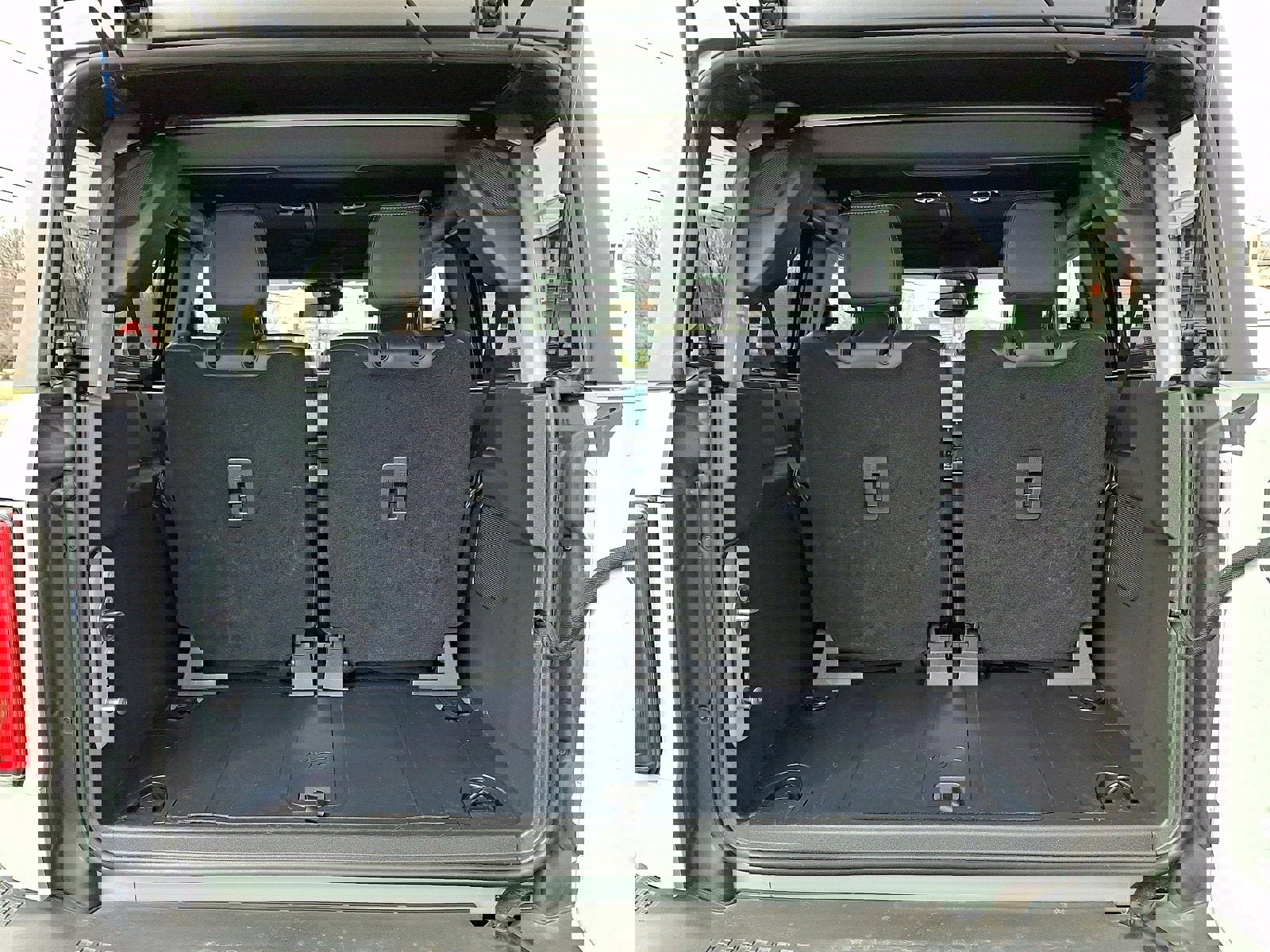 Used 2023 Ford Bronco Badlands image 28