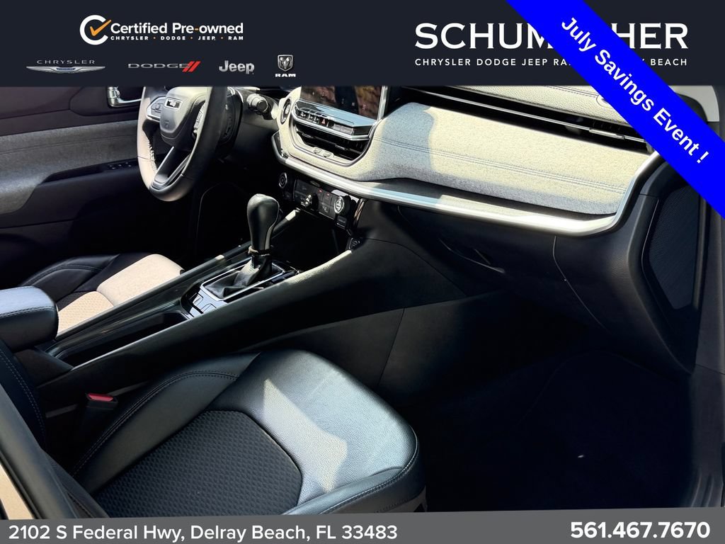 Certified 2022 Jeep Compass Latitude w/ Sun and Sound Group FWD image 16