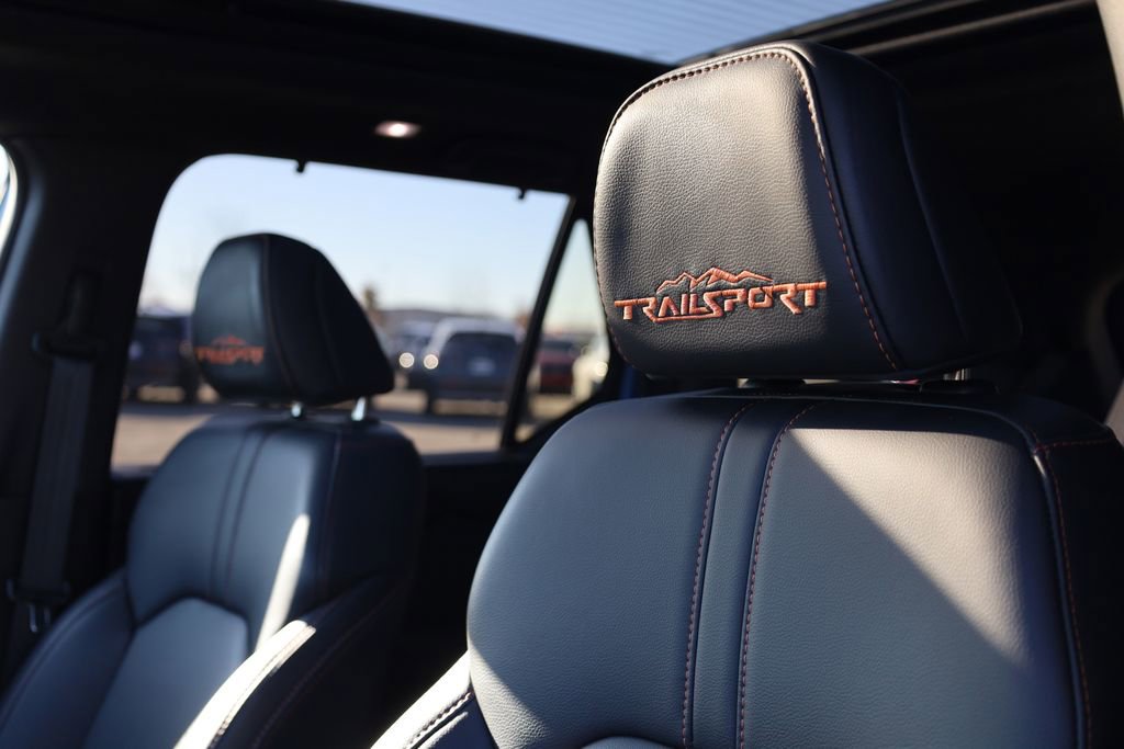 Used 2024 Honda Pilot TrailSport image 14