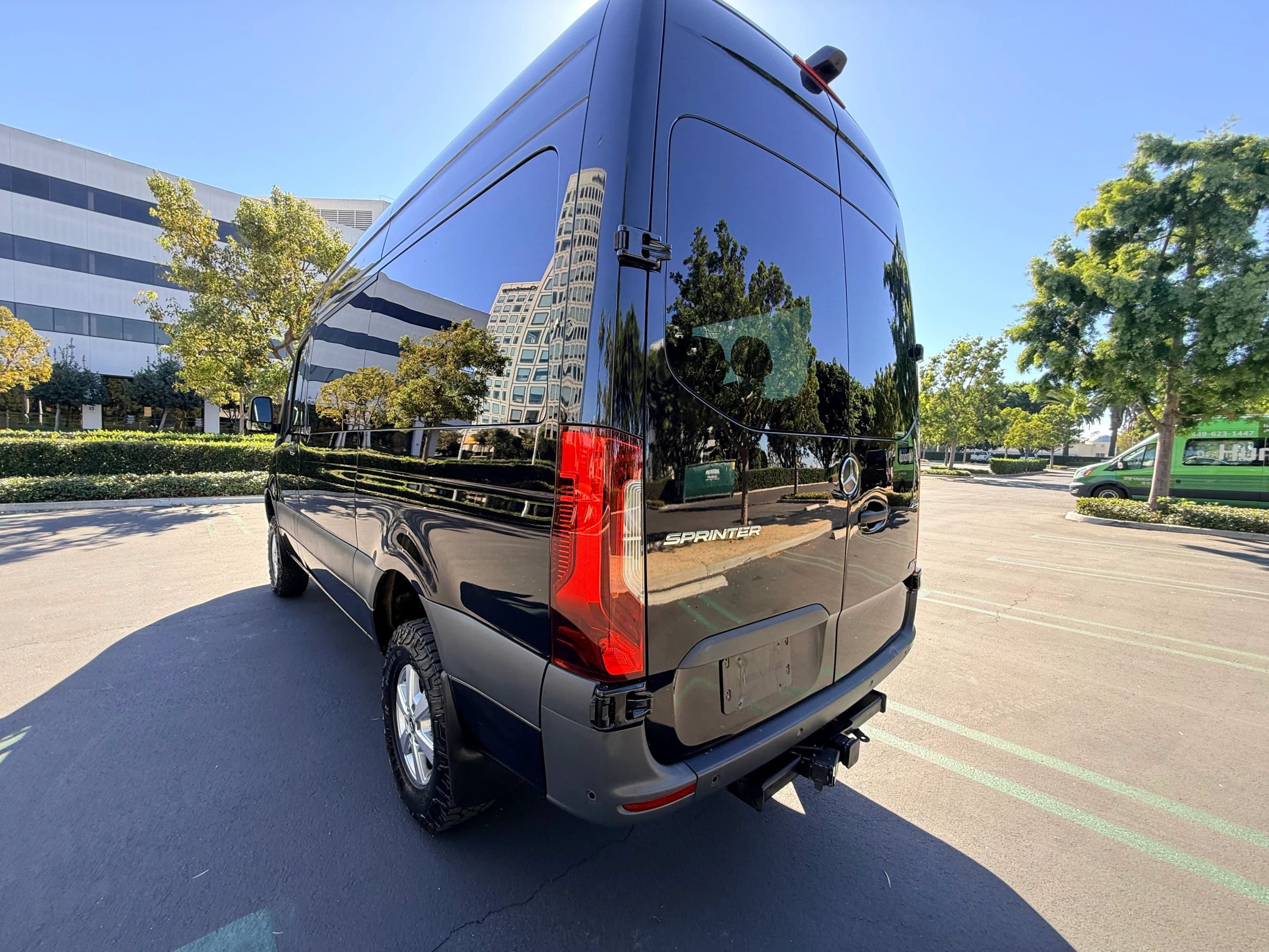 Used 2023 Mercedes-Benz Sprinter 2500 image 7