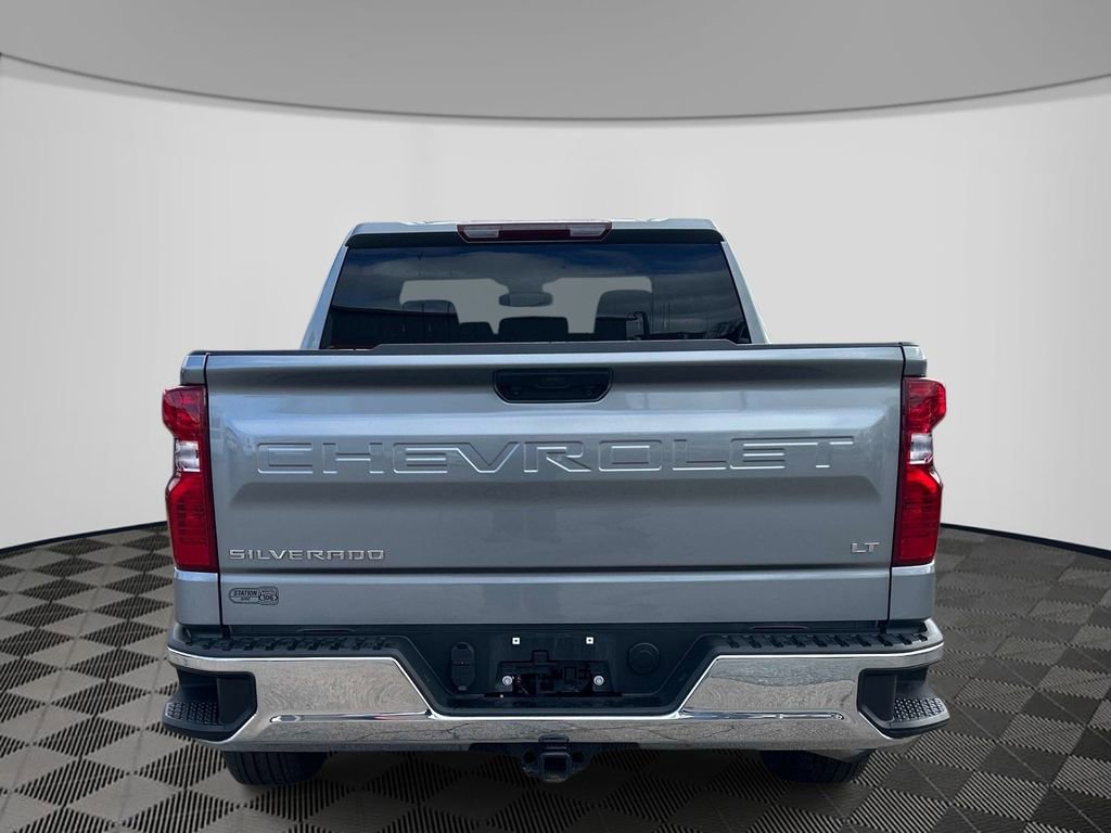 Used 2024 Chevrolet Silverado 1500 LT AWD/4WD image 6
