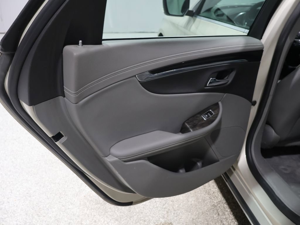 Used 2014 Chevrolet Impala LTZ image 17