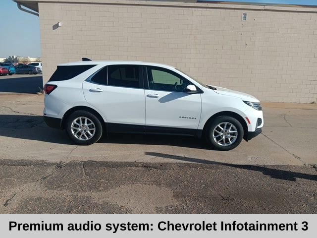Used 2024 Chevrolet Equinox LT image 3