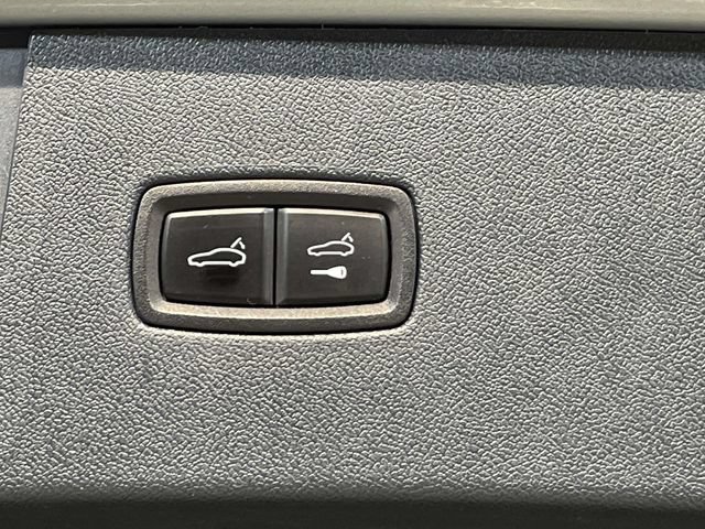 Certified 2022 Porsche Cayenne AWD/4WD image 21