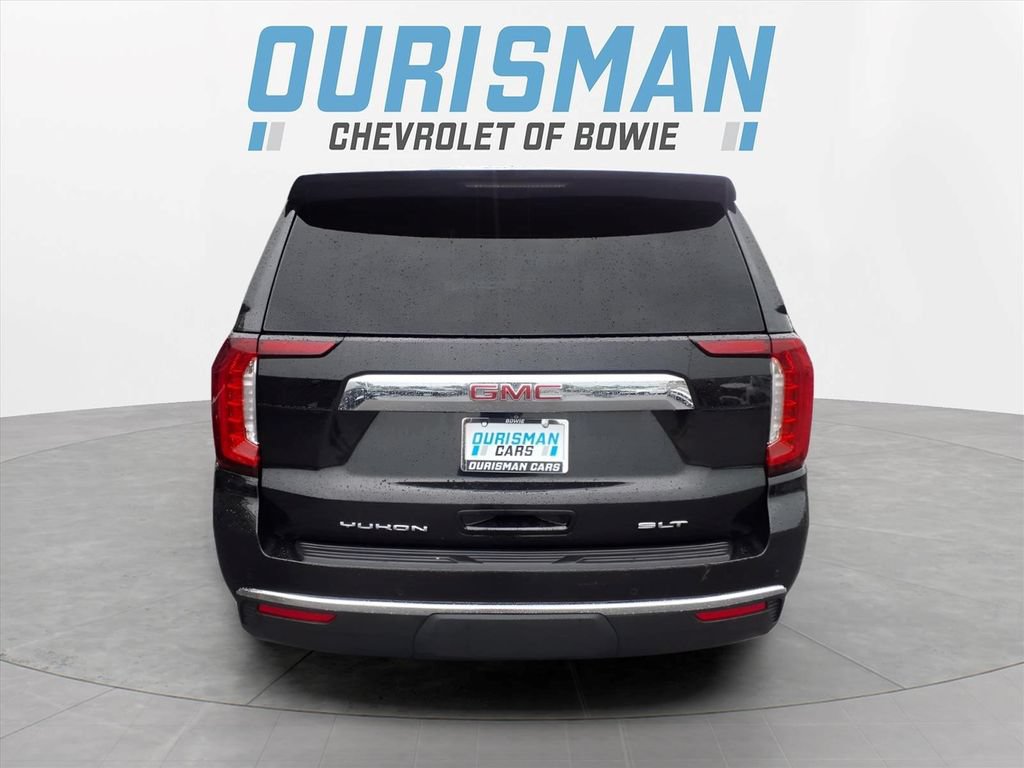 Certified 2024 GMC Yukon XL SLT w/ SLT Premium Package AWD/4WD image 4