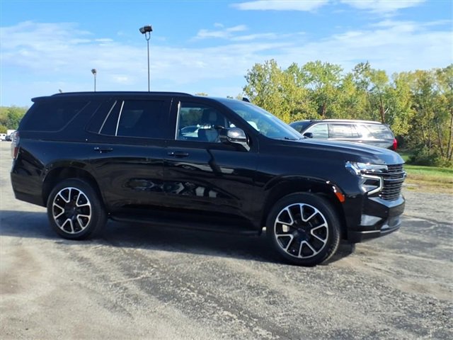 Used 2024 Chevrolet Tahoe RST w/ Sport Performance Package image 40