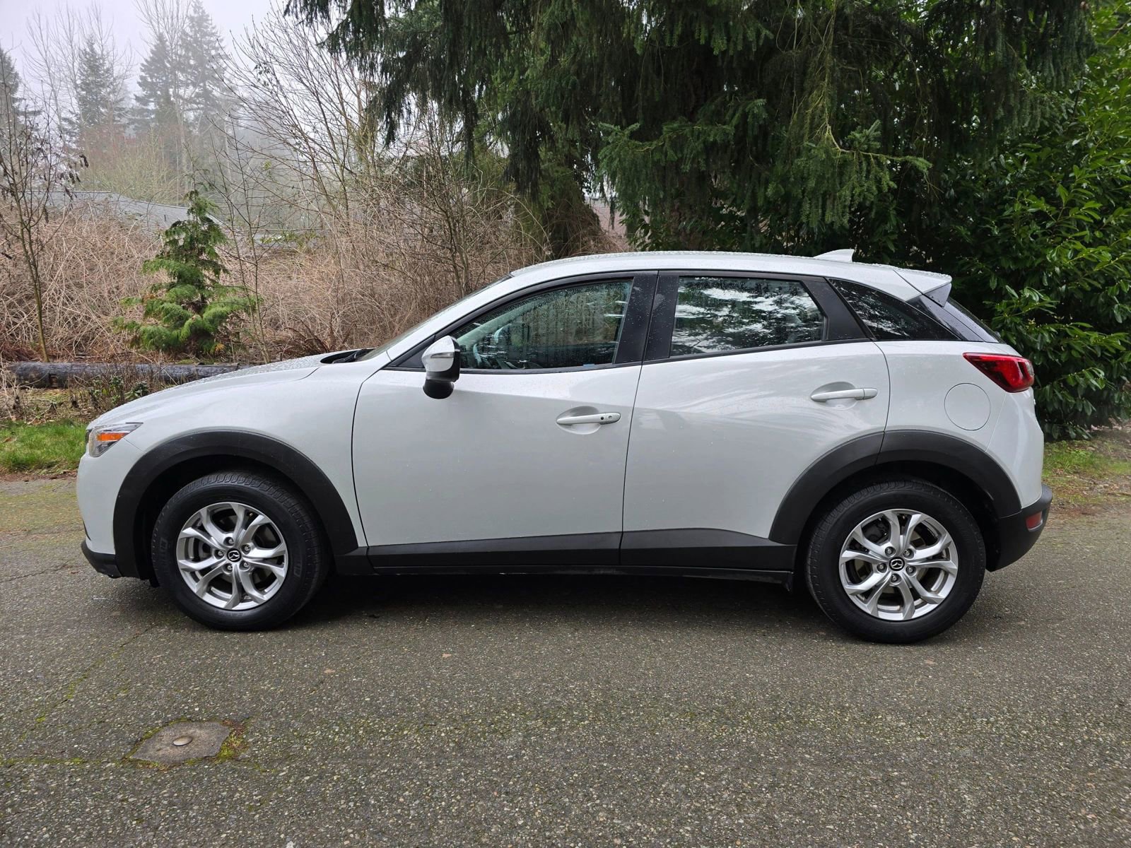 Used 2016 MAZDA CX-3 Touring image 2