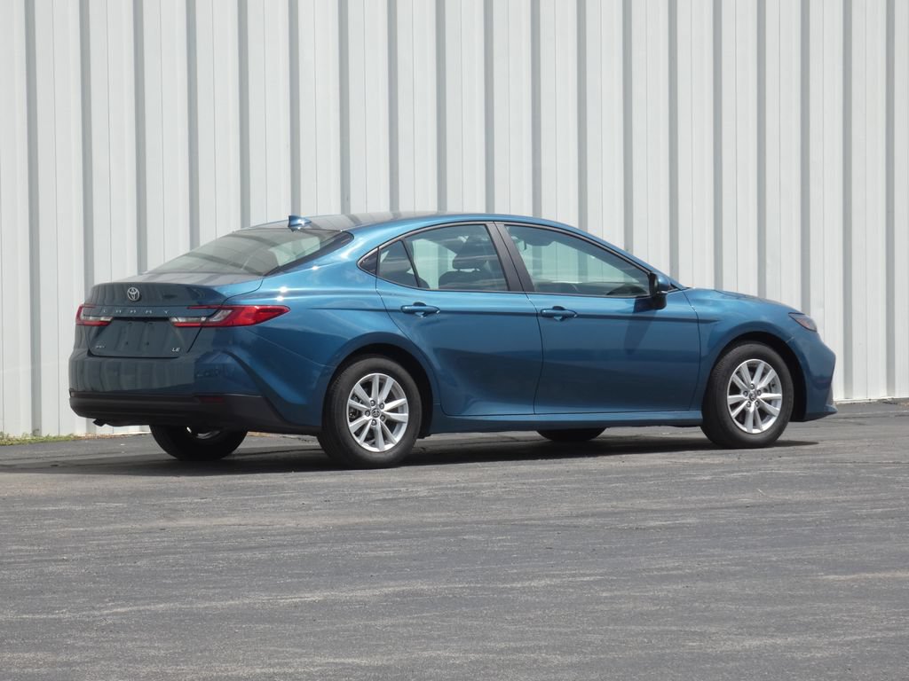 Used 2025 Toyota Camry LE FWD image 3