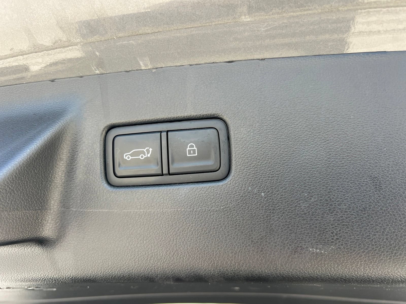 Used 2024 Hyundai Santa Fe Limited FWD image 37