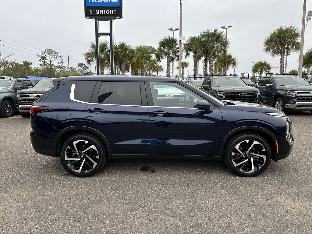 Used 2024 Mitsubishi Outlander SE AWD/4WD image 17