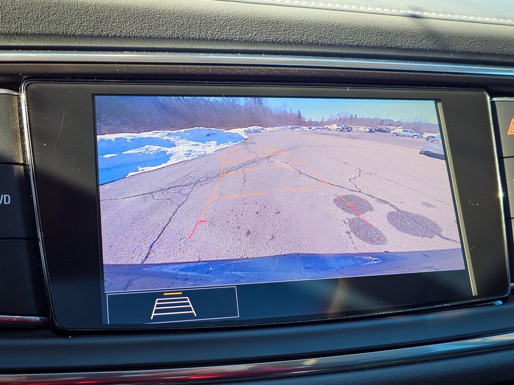 Used 2020 Buick Enclave Essence w/ Sound and Sites Package image 25