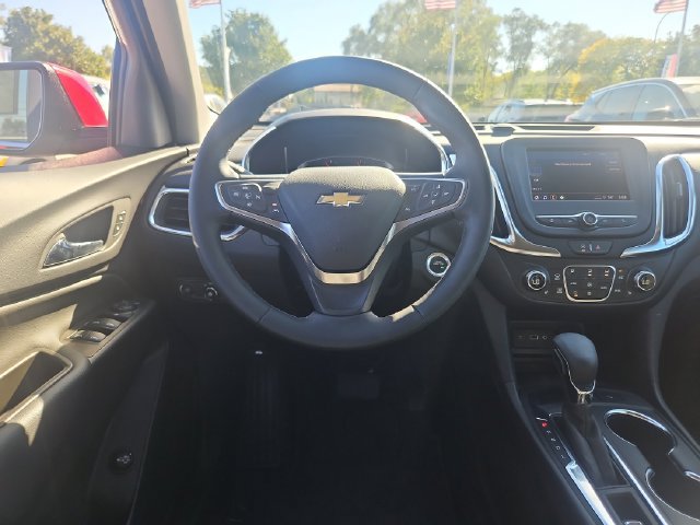 Used 2024 Chevrolet Equinox LT FWD image 14