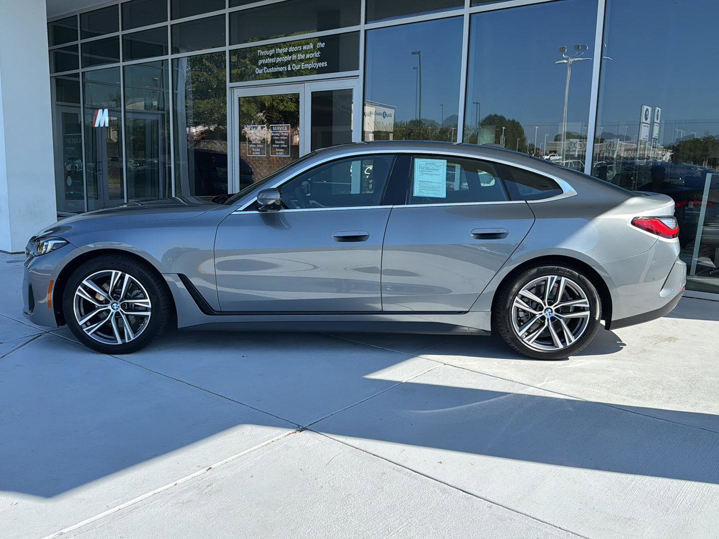 Used 2025 BMW 430i xDrive w/ Premium Package image 3
