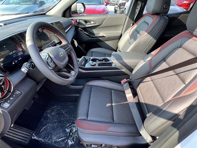 New 2026 Chevrolet Equinox RS w/ Convenience Package III AWD/4WD image 11