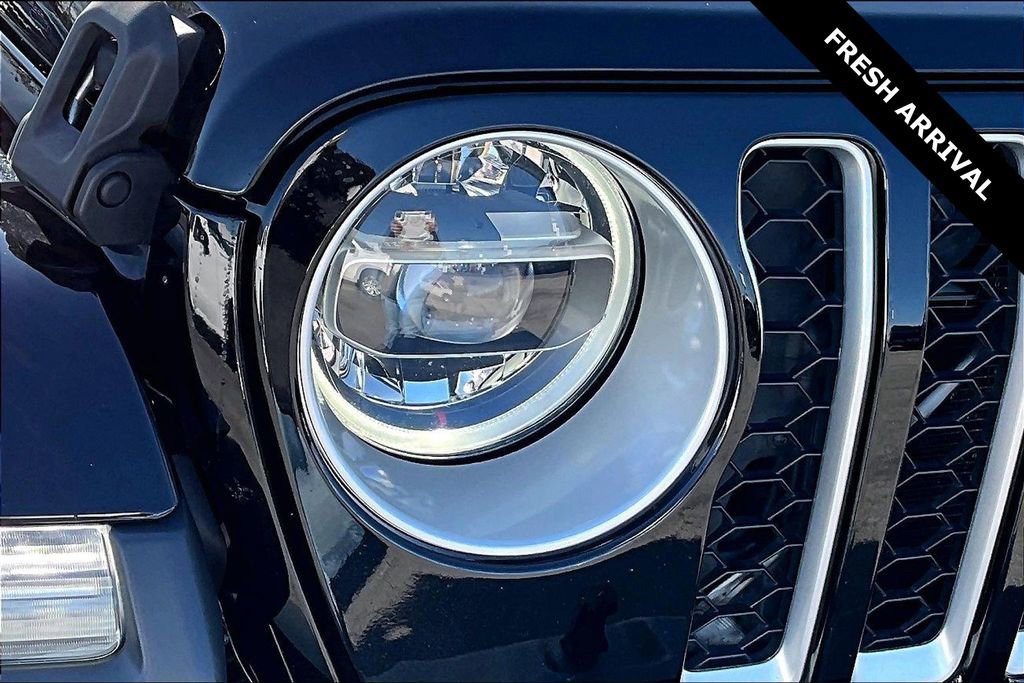 Used 2020 Jeep Gladiator Overland w/ LED Lighting Group image 31