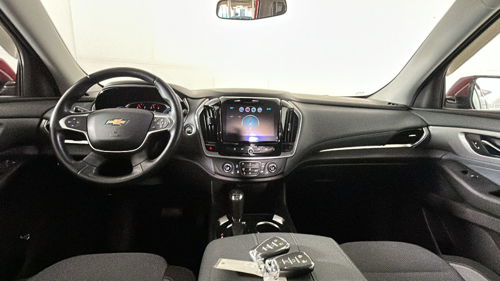 Used 2018 Chevrolet Traverse LT FWD image 33