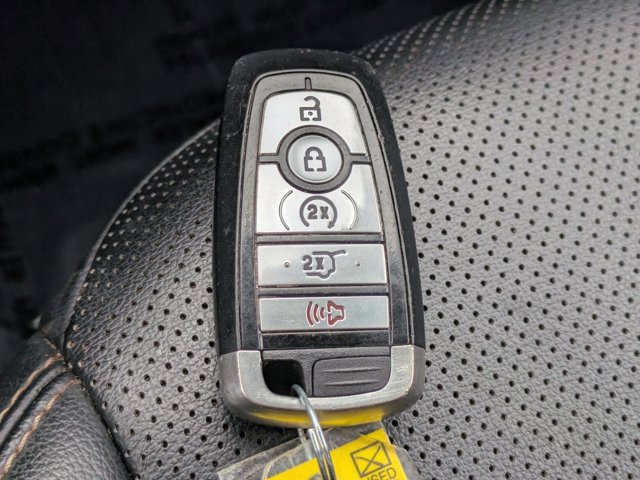 Used 2020 Ford Escape SEL image 25