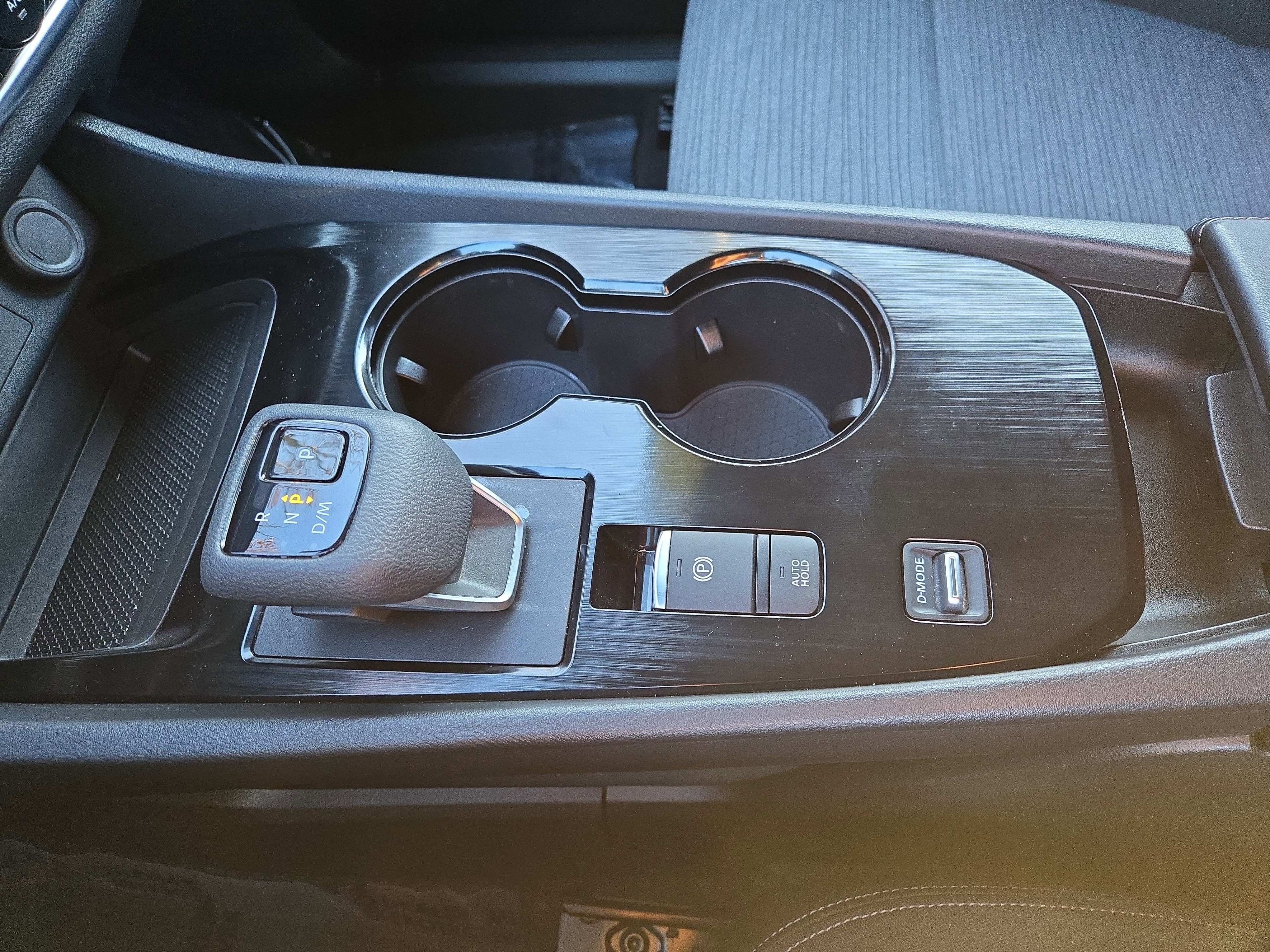 Used 2023 Nissan Rogue SV image 21