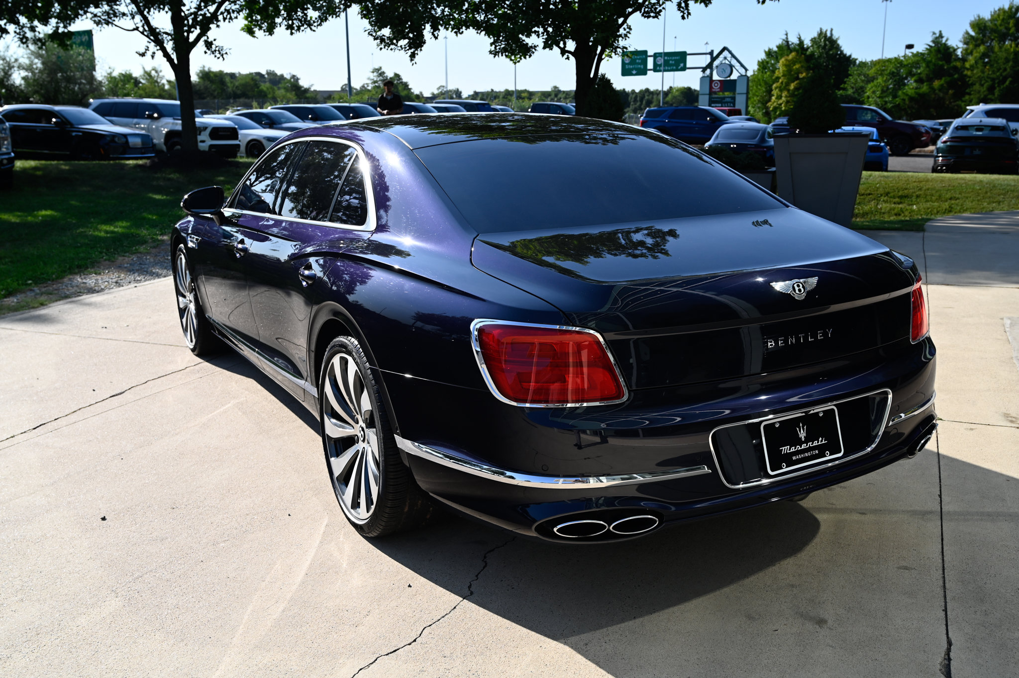 Used 2022 Bentley Flying Spur V8 AWD/4WD image 7