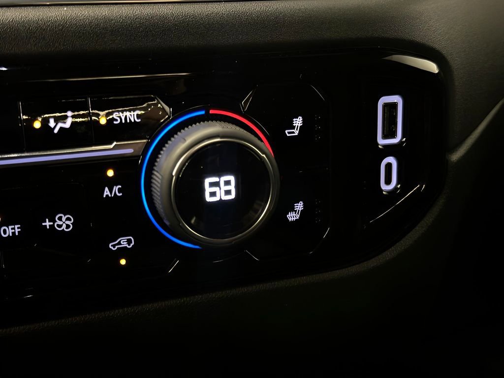 Certified 2024 Chevrolet Silverado 1500 LT image 38