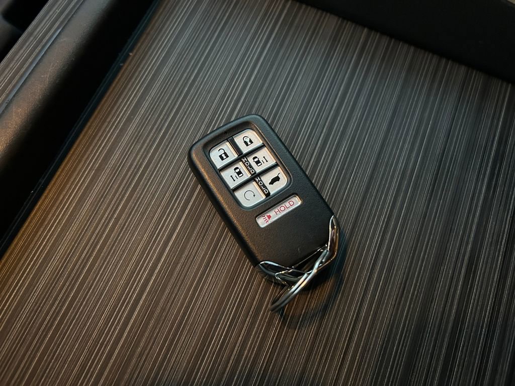 Used 2023 Honda Odyssey Elite image 33