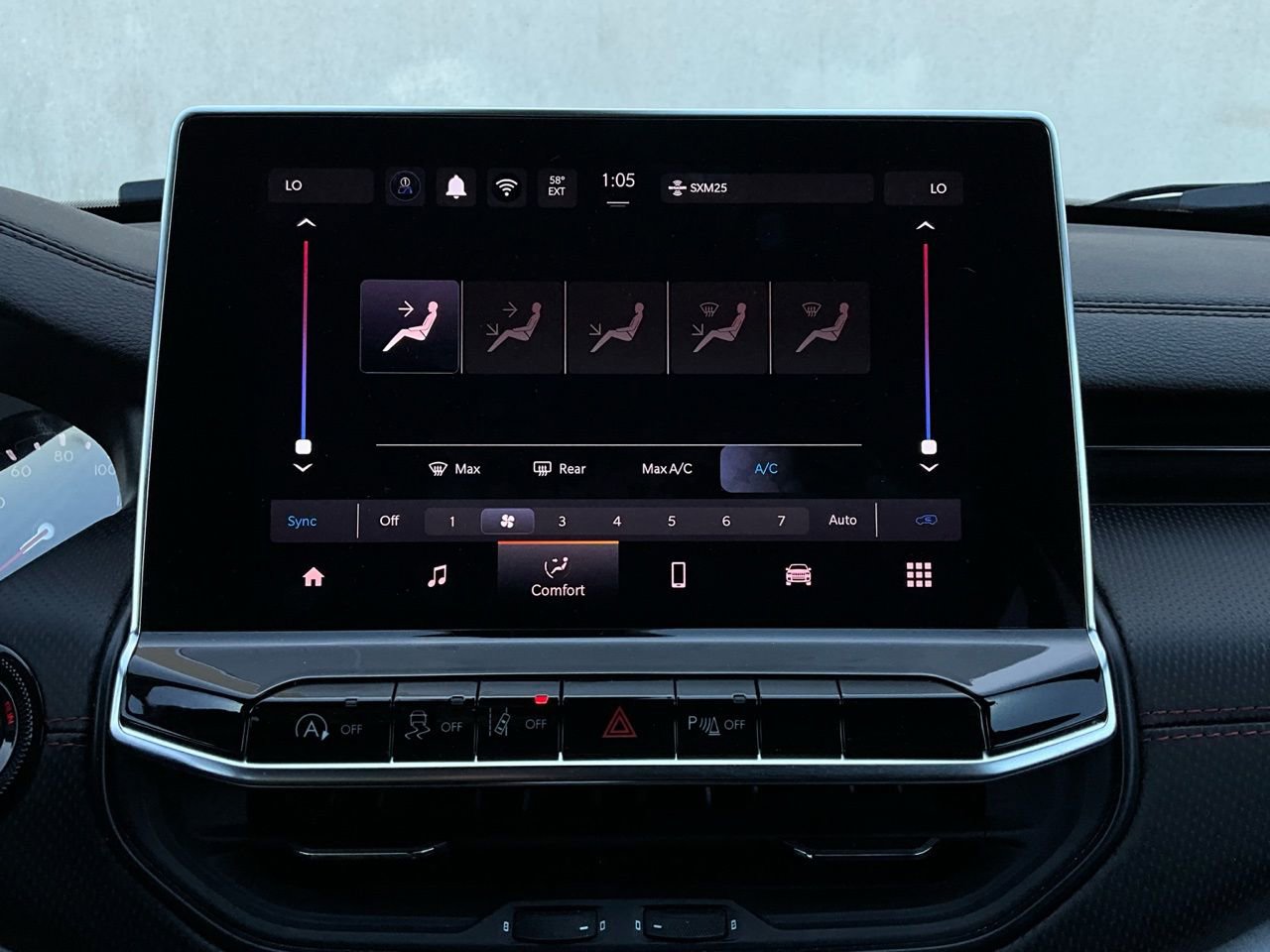 Used 2025 Jeep Compass Trailhawk image 30