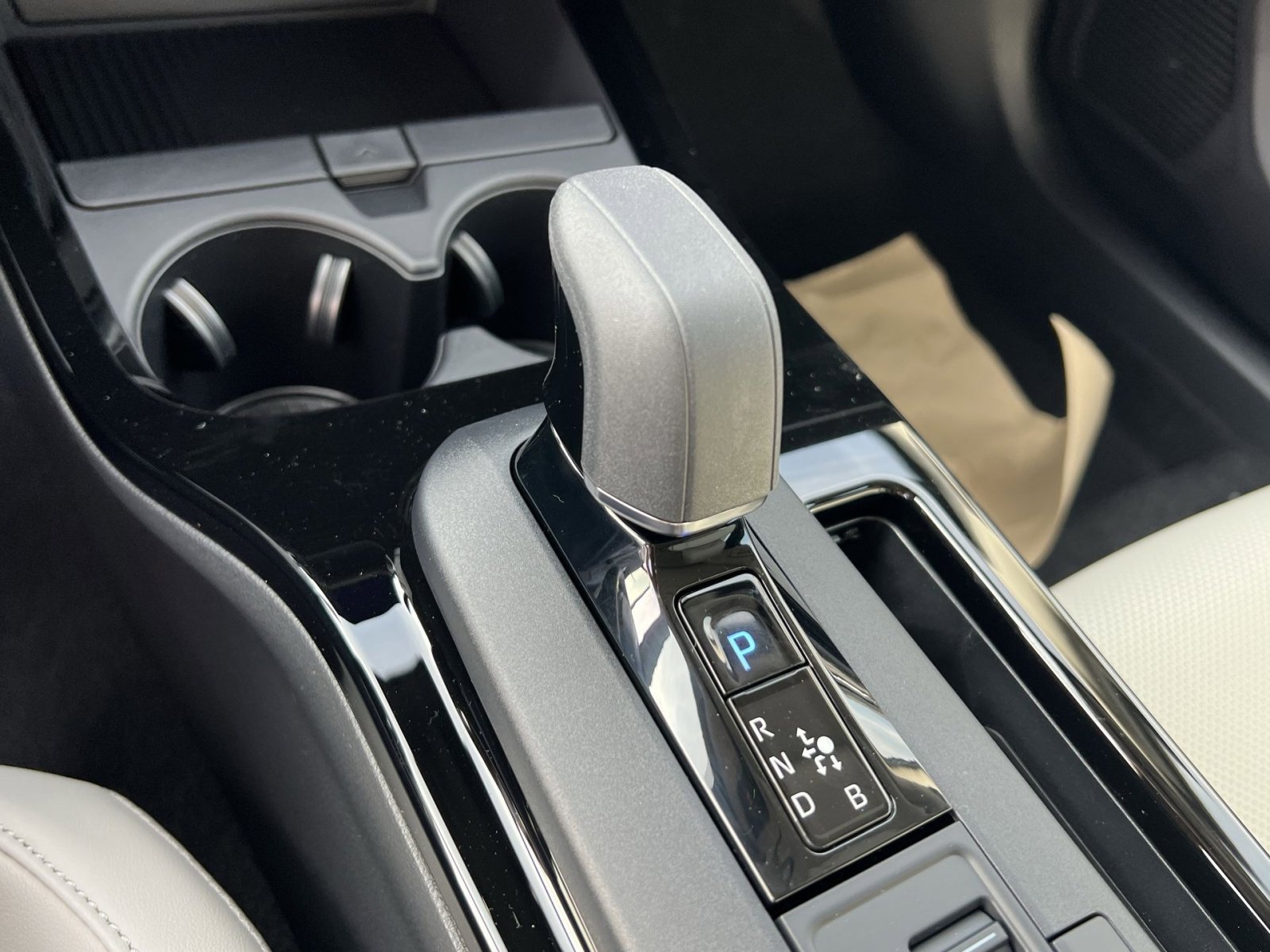 New 2026 Toyota Prius XLE image 17