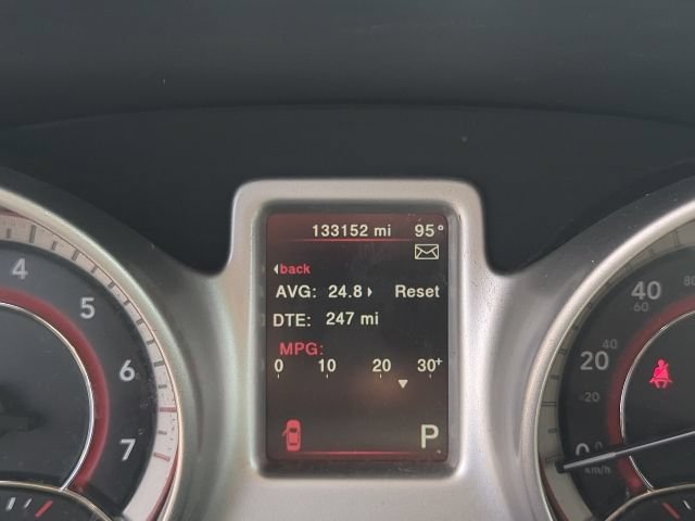 Used 2018 Dodge Journey SE w/ Connectivity Group FWD image 19