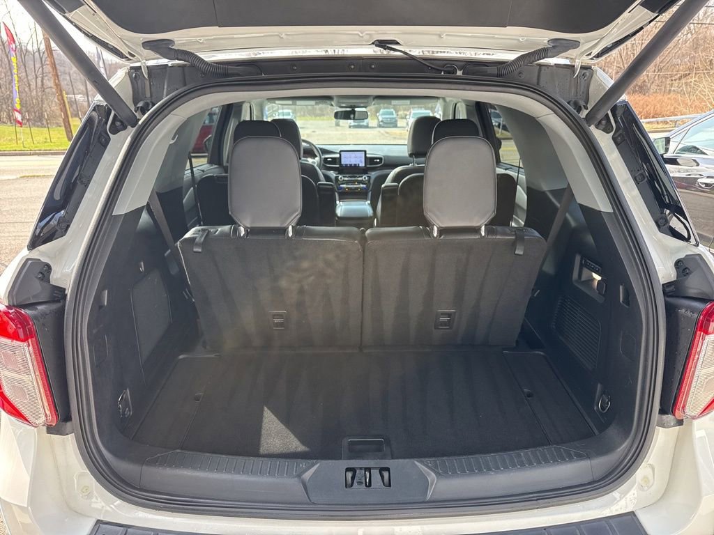 Used 2022 Ford Explorer Limited w/ Equipment Group 301A image 26