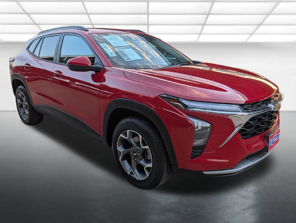 Used 2026 Chevrolet Trax LT