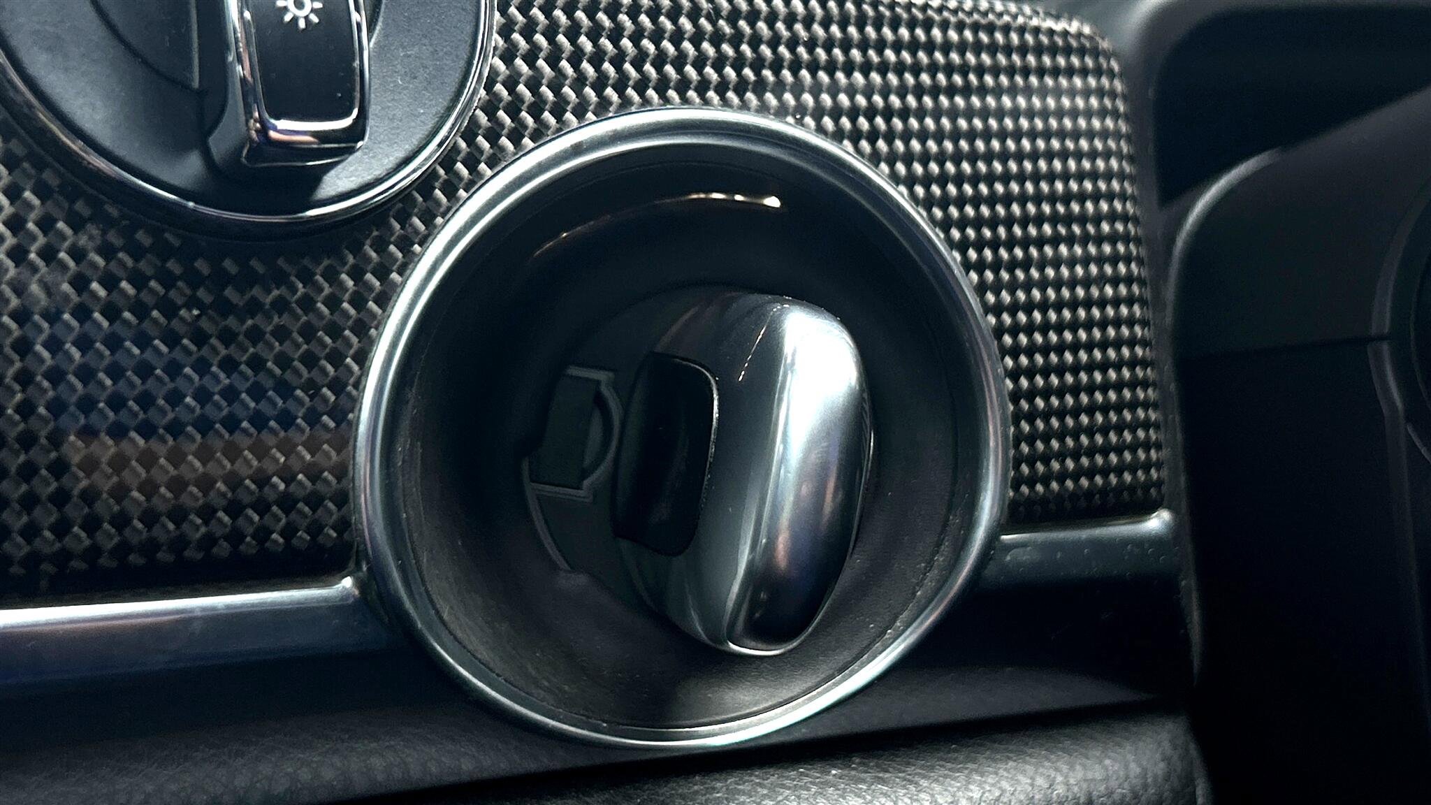 Used 2015 Porsche Panamera 4S image 29