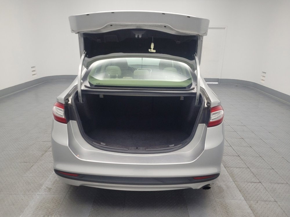 Used 2016 Ford Fusion SE image 29