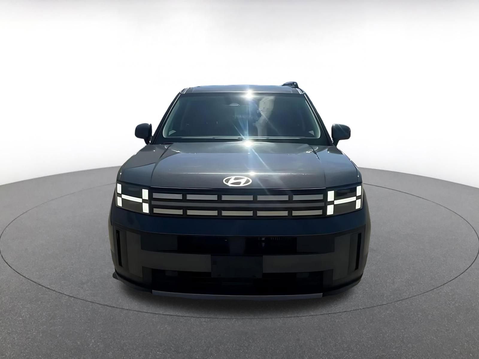 Used 2025 Hyundai Santa Fe SEL image 4