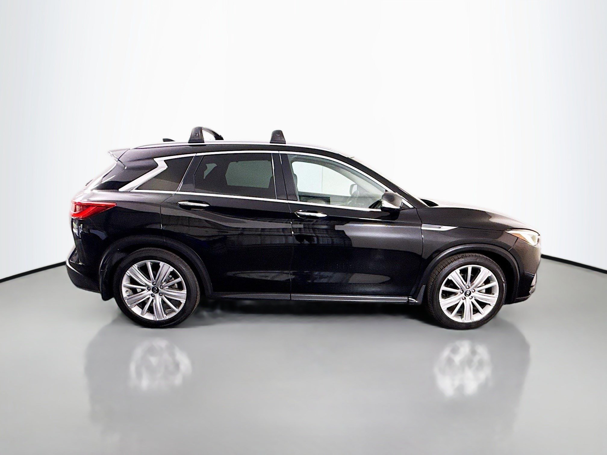 Used 2020 INFINITI QX50 Sensory w/ Proactive Package AWD/4WD image 11