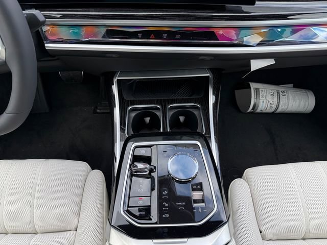 New 2026 BMW 750e xDrive w/ Executive Package AWD/4WD image 11