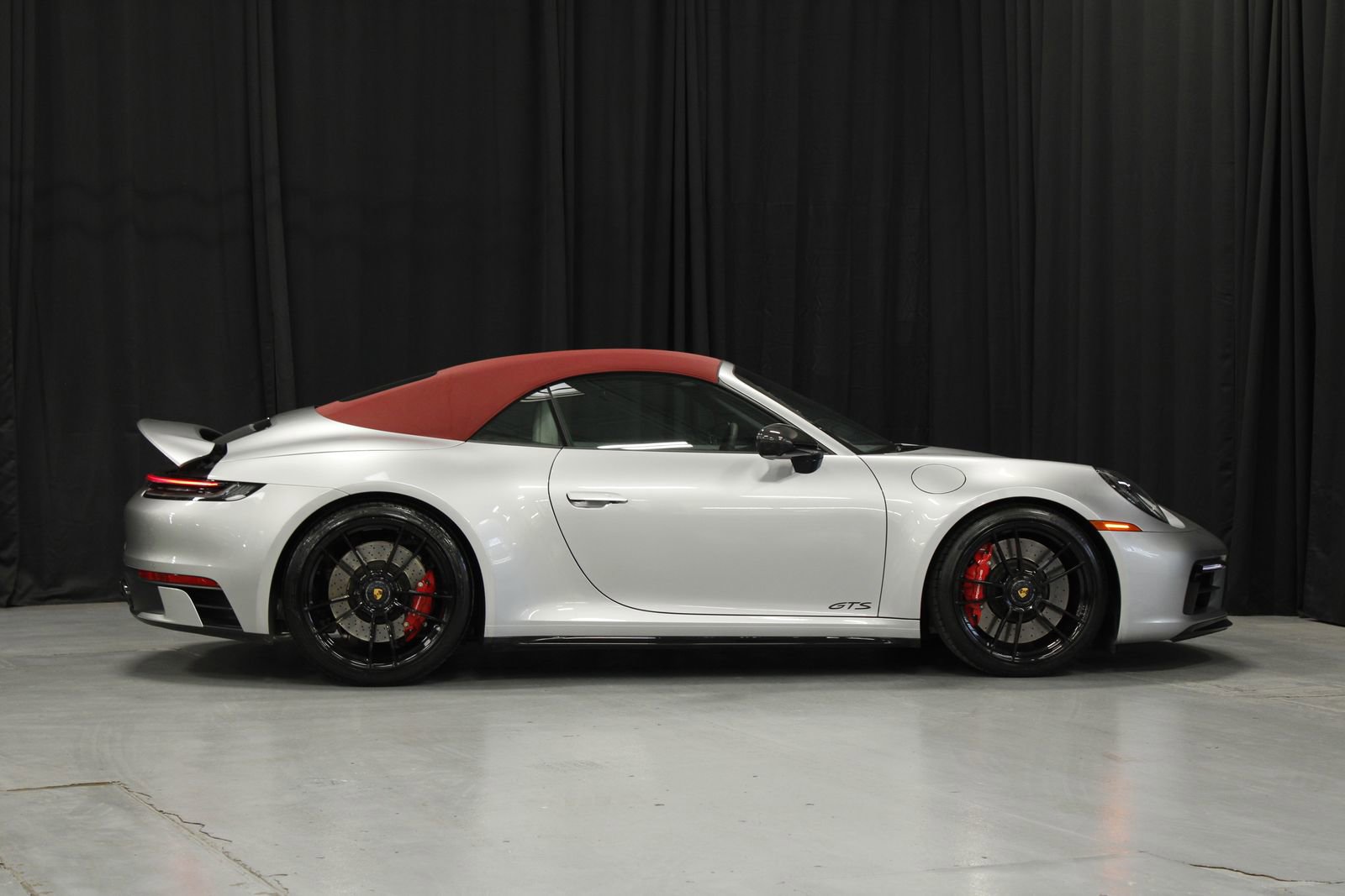 Certified 2024 Porsche 911 Carrera 4 GTS w/ Premium Package AWD/4WD image 6