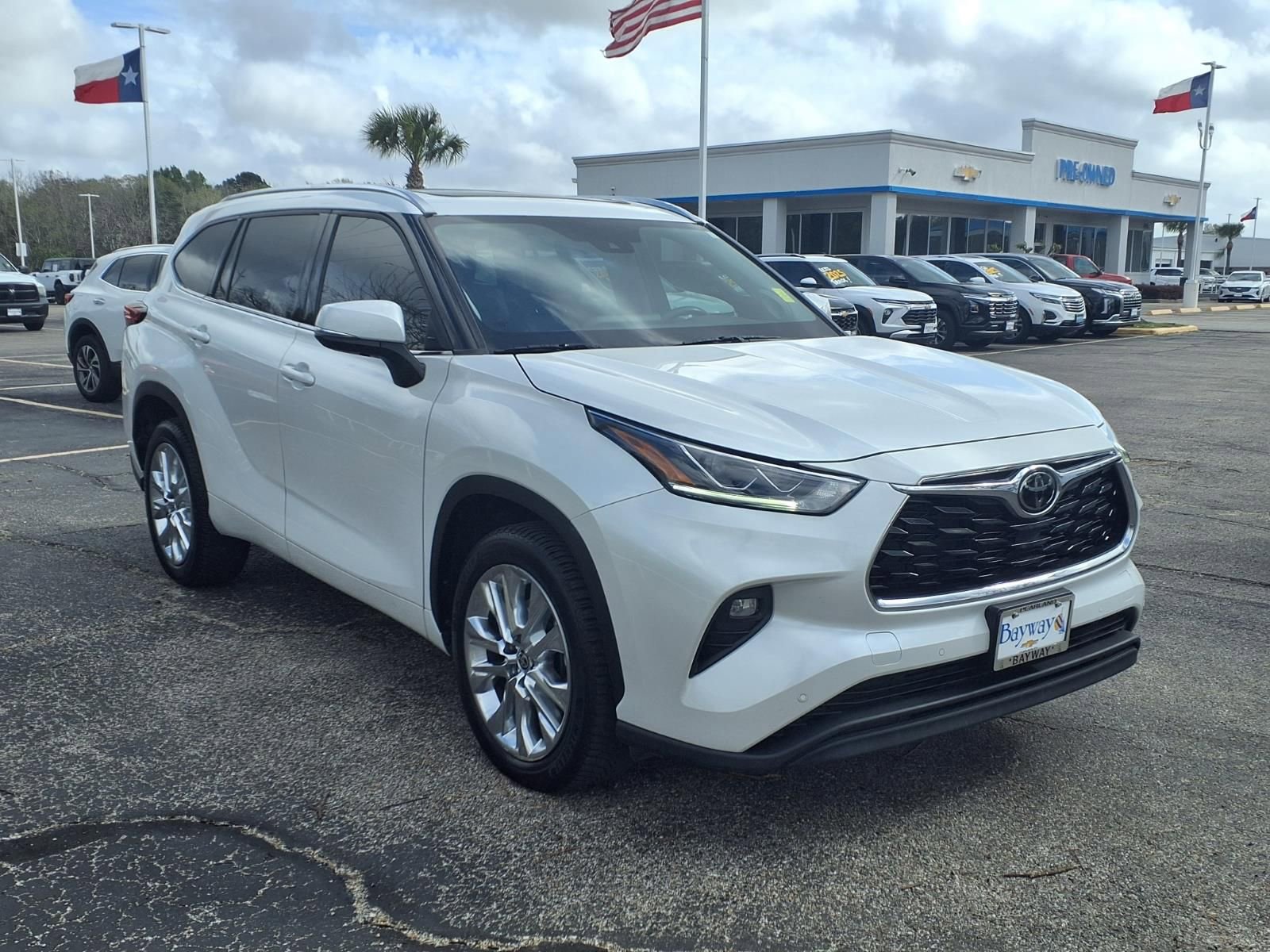 Used 2022 Toyota Highlander Limited image 20