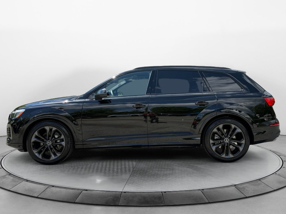 Certified 2026 Audi Q7 3.0T Premium Plus AWD/4WD image 4